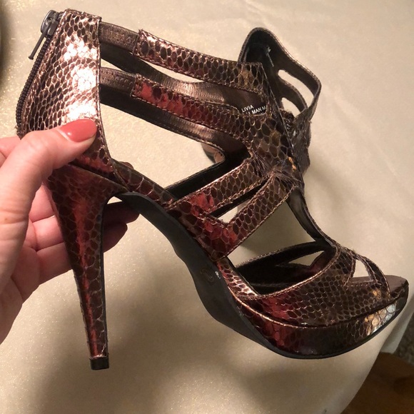 Shoe Dazzle metallic brown heels - Picture 5 of 5